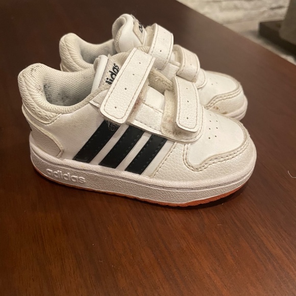 Toddler shoes - Picture 3 of 3